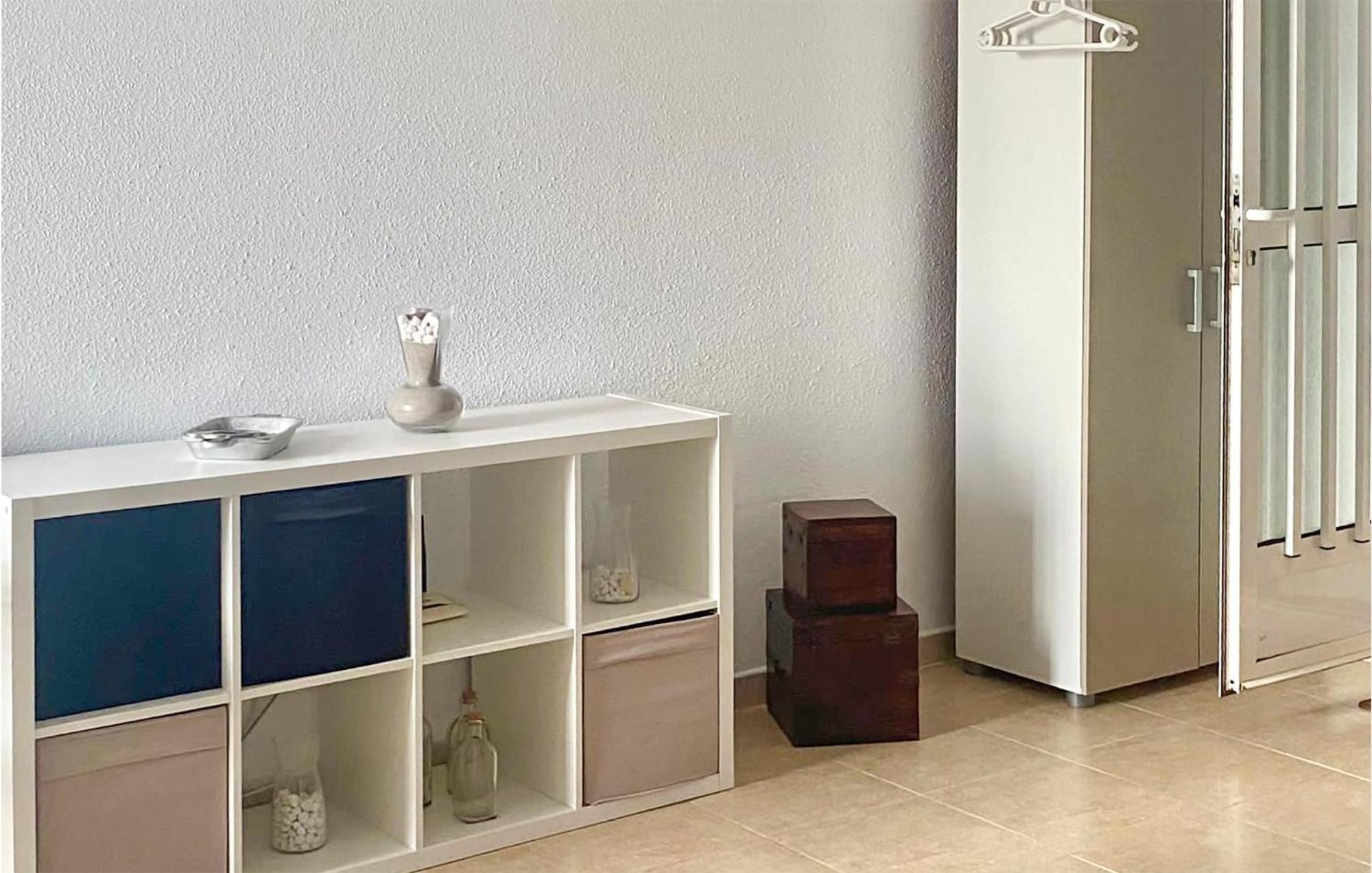 Cozy Apartment In Los Alcazares With Wifi Buitenkant foto